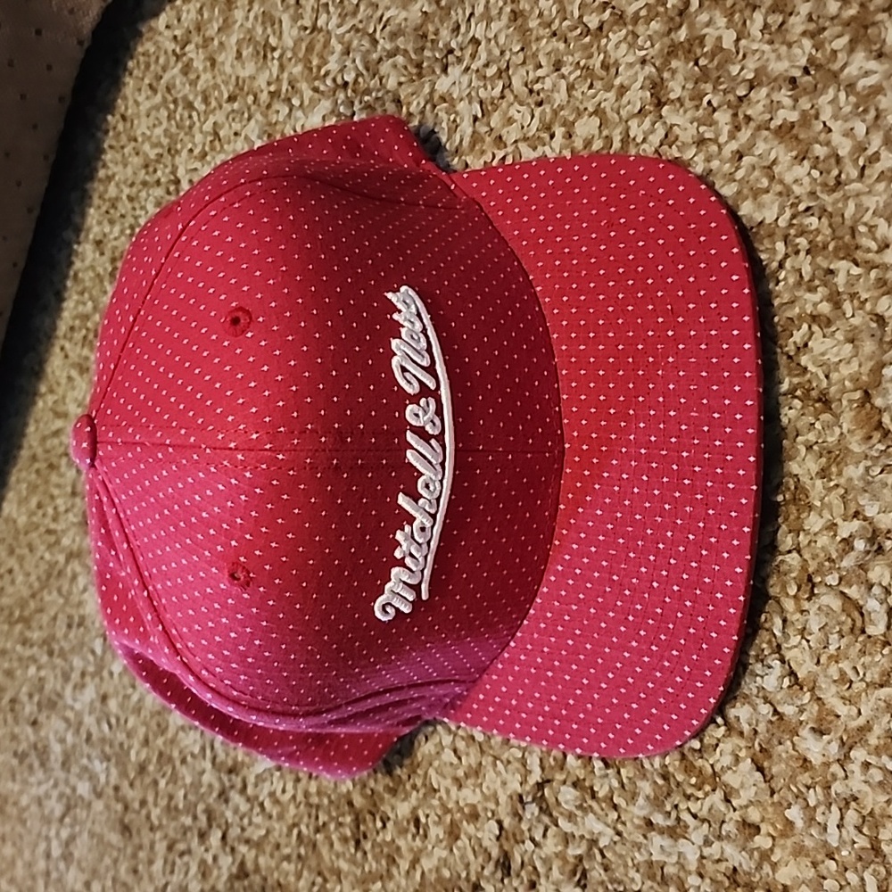 Mitchell and Ness - snapback hat - BNWT